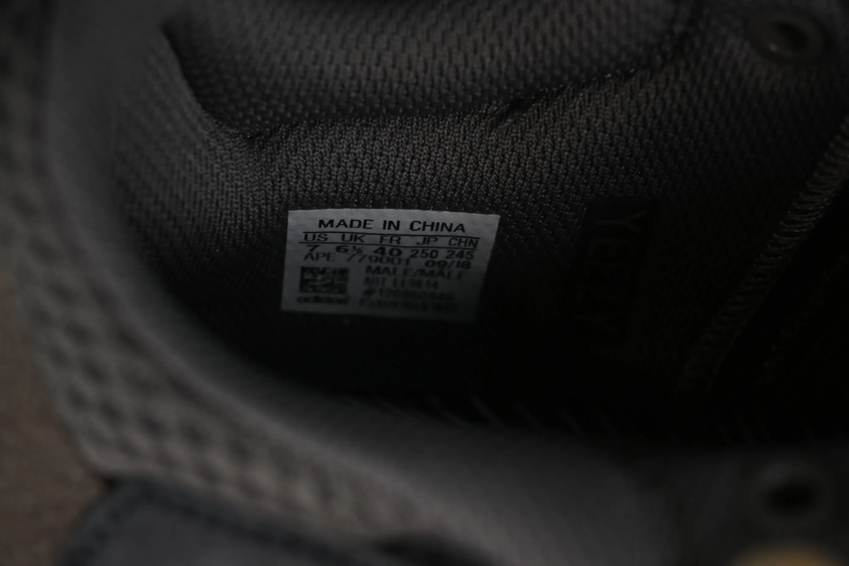 All Categories Ad Yeezy Coconut Series G Version Ad Calabasas Yeezy Boost 700 Runner EE9614 Kanye Coconut 700 3M Reflective Running Shoes
